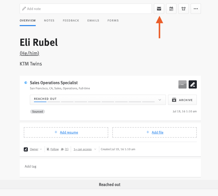 Candidate profile with arrow pointing to email icon
