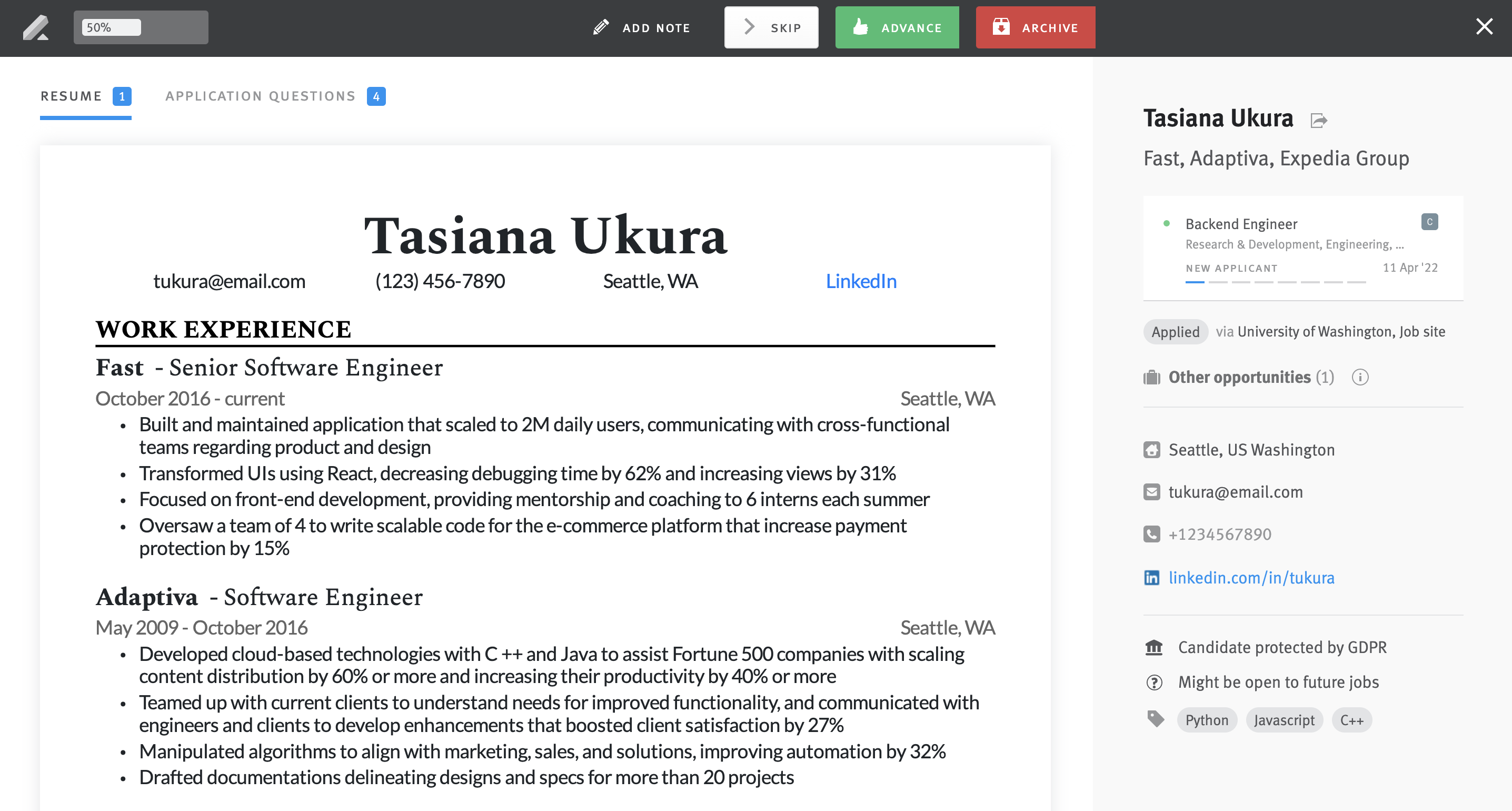 Resume and candidate details in Fast Resume Review