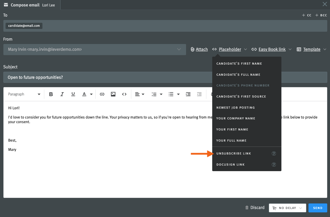 Email editor pointing to unsubscribe link placeholder.